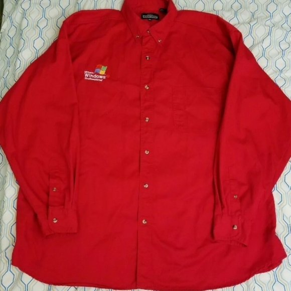Vintage Microsoft Windows XP Button Up Computer - Picture 2 of 4
